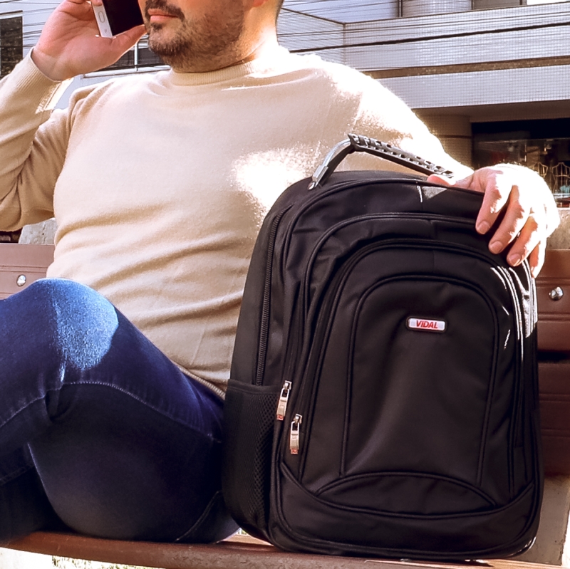MOCHILA PORTA-NOTEBOOK EXECUTIVA DE VIAGEM