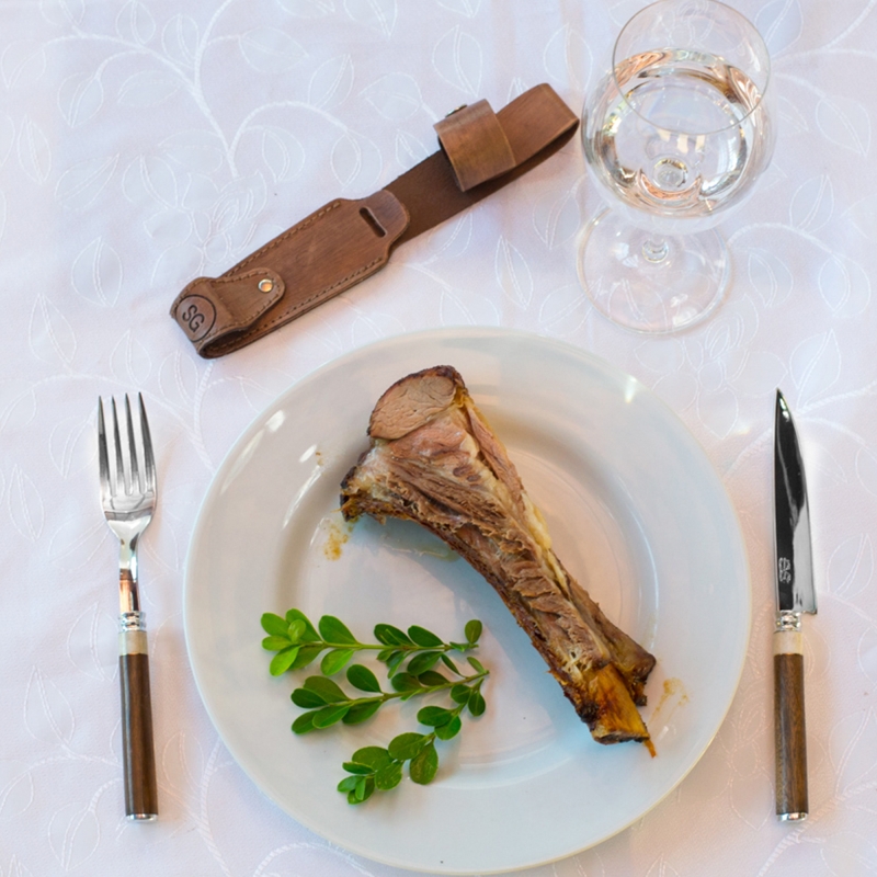 CONJUNTO DE TALHERES EM INOX COM BAINHA