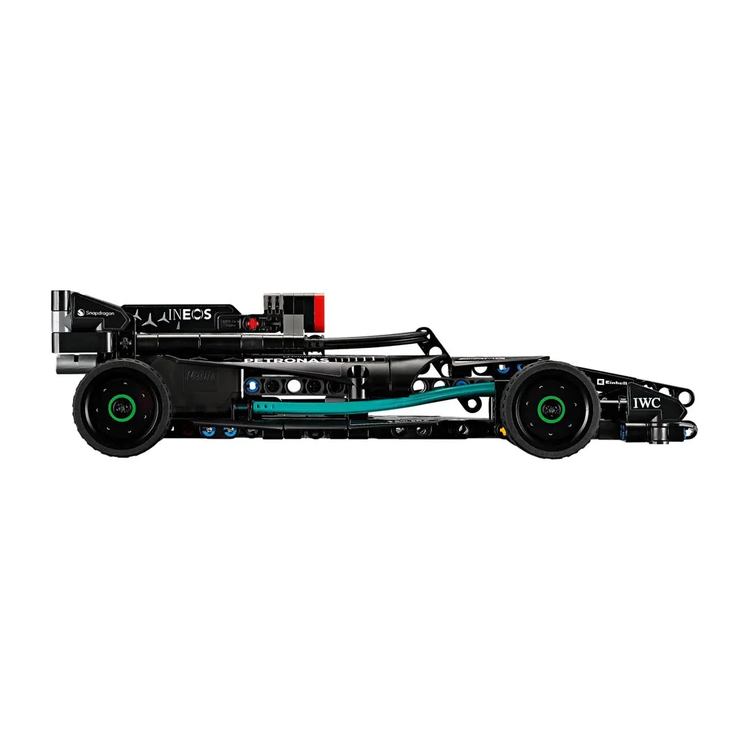 MERCEDES-AMG F1 W14 E PERFORMANCE PULL-BACK