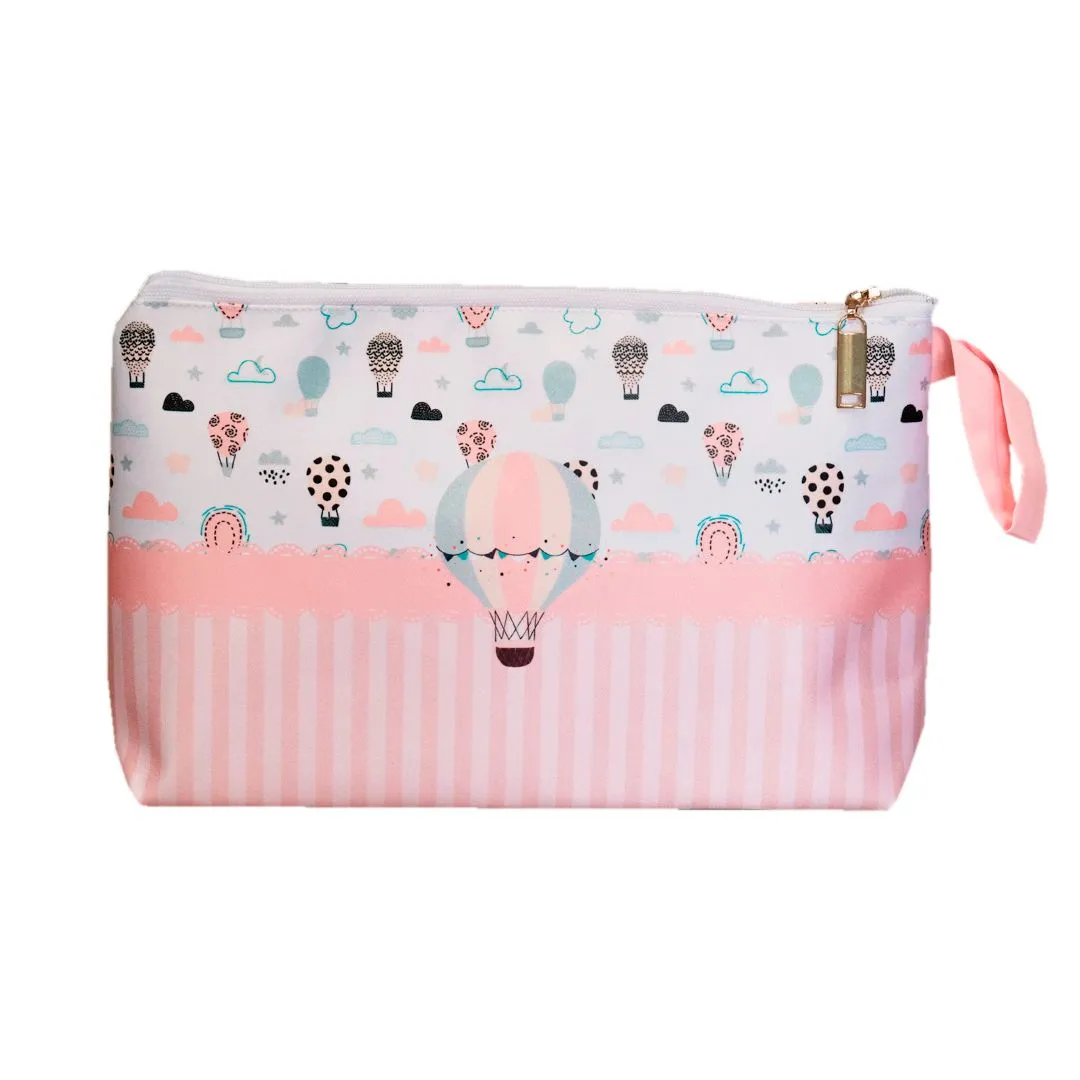 NECESSAIRE TRIANGULAR