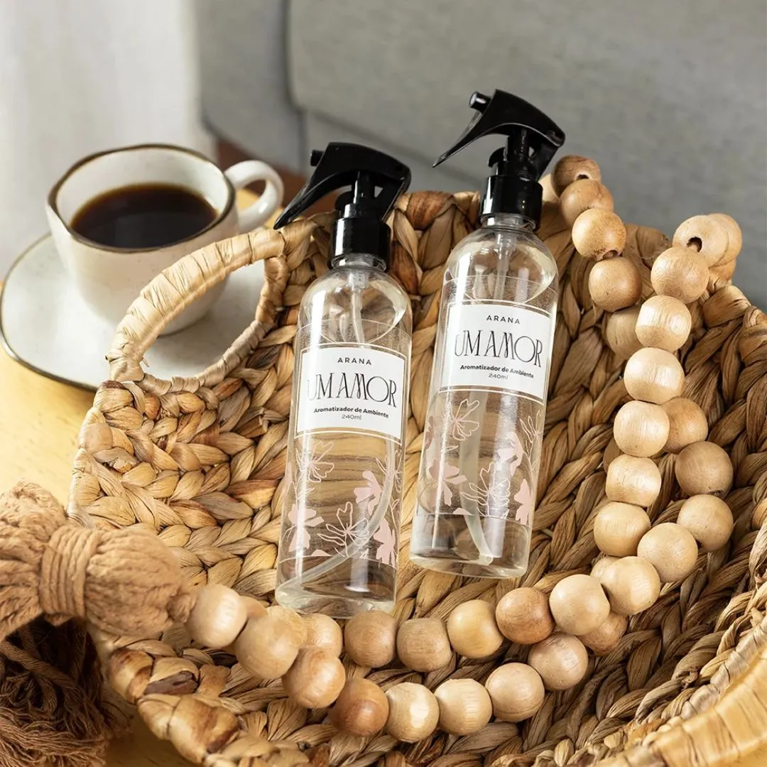 AROMATIZADOR DE AMBIENTE UM AMOR - 240ML 